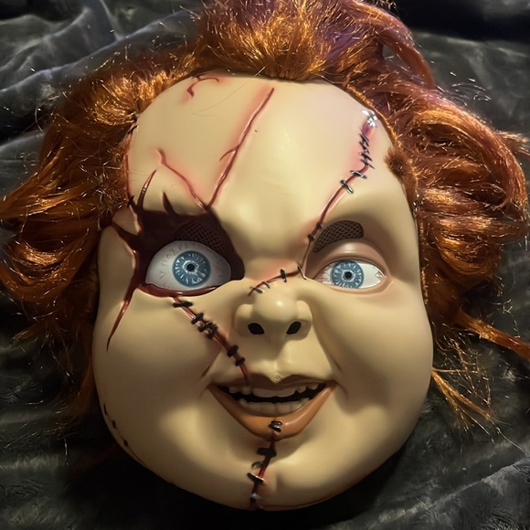 Chucky Mask Creepy Chucky Full Head Mask with Hair Realistic Cosplay Costume - Picture 9 of 9